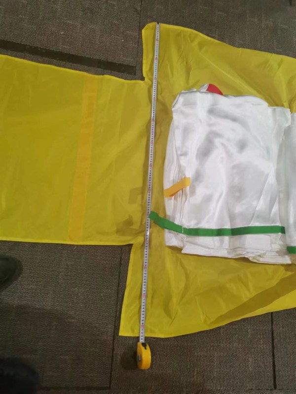 ผลิตภัณฑ์กันความร้อนรถยนต์ที่เข้ากันได้ วัสดุทนความร้อนสําหรับรถยนต์